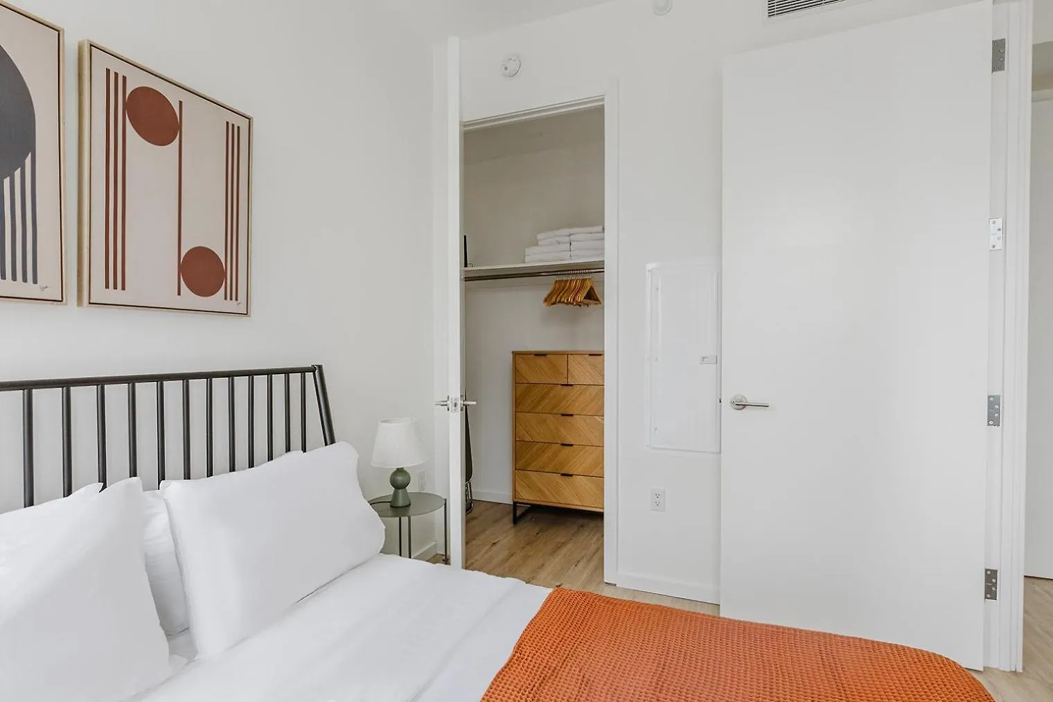 Blueground Clinton Hill Pool Gym Ac Nr Park Nyc-1658 Apartment New York